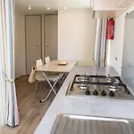 Camping Les Chouans Hotel *