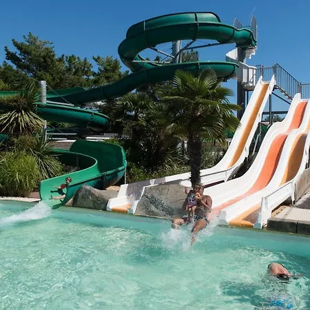 Camping Les Chouans Szálloda