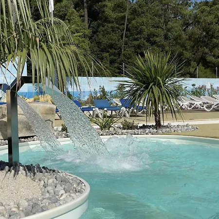 Camping Les Chouans *