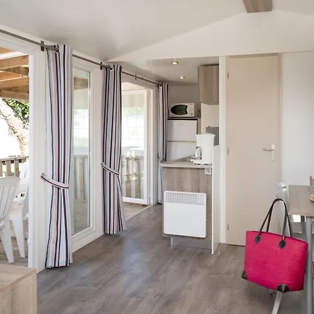 Camping Les Chouans Camping