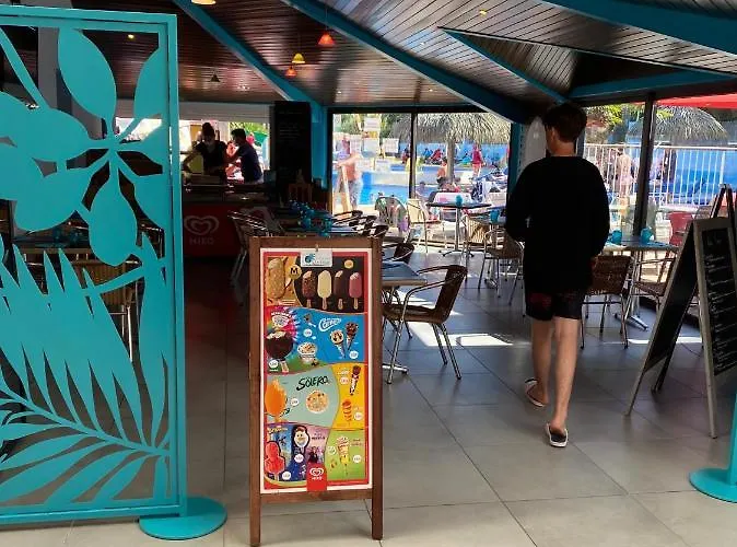 Hotel Camping Les Chouans Saint-Hilaire-de-Riez