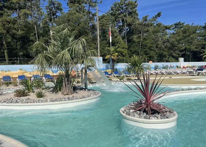 Hotel Camping Les Chouans Saint-Hilaire-de-Riez